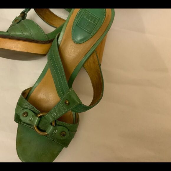 Frye Leather Platform Sandals Heels SZ 7.5 Green Brown Logo Open Toe - Picture 6 of 11